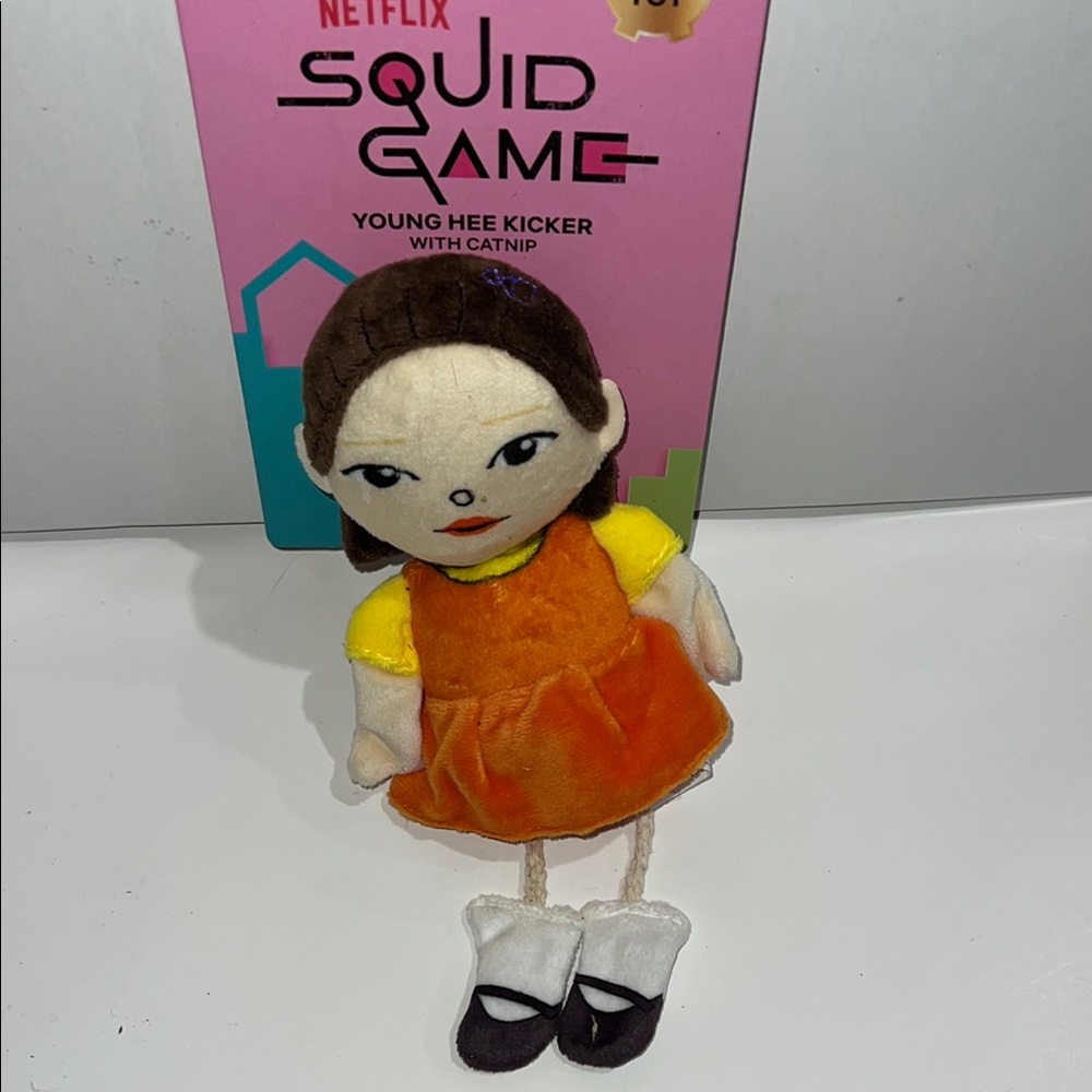 Squid Game Young Hee Kicker Plush Cat Toy